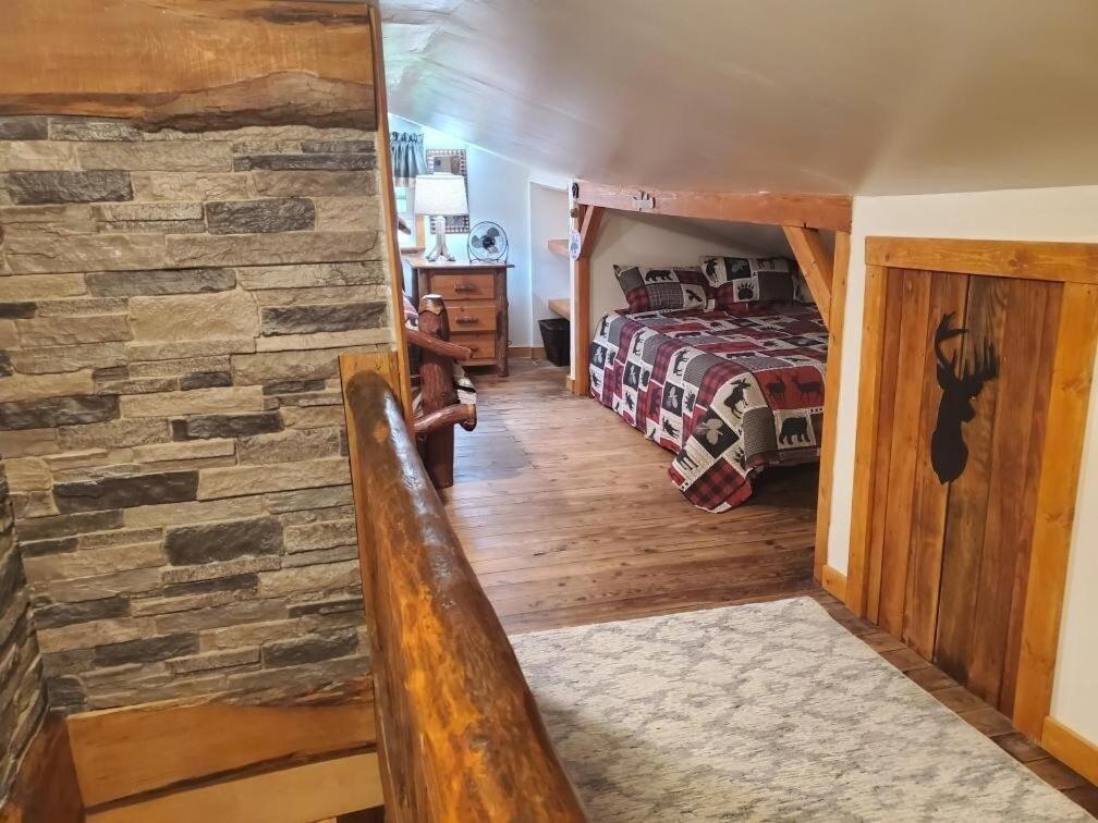 Holiday home Pet Friendly Creekside Kooser St Park *
